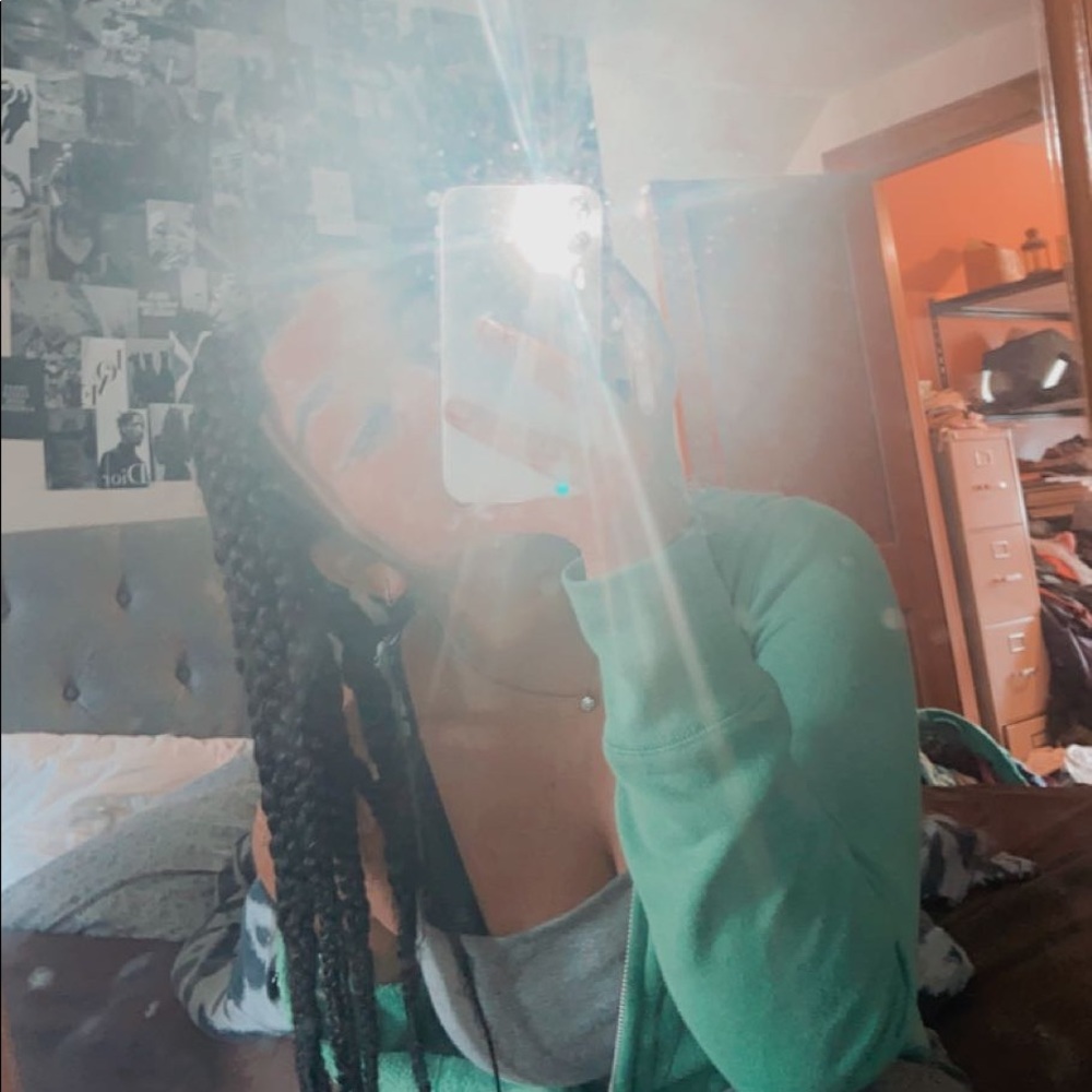 Meet your Posher, Theresa